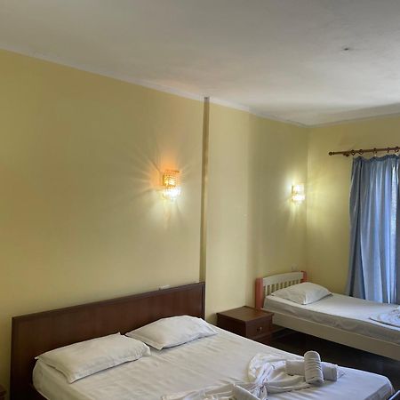 Sanremo Hotel Restorant Shkallnur Экстерьер фото