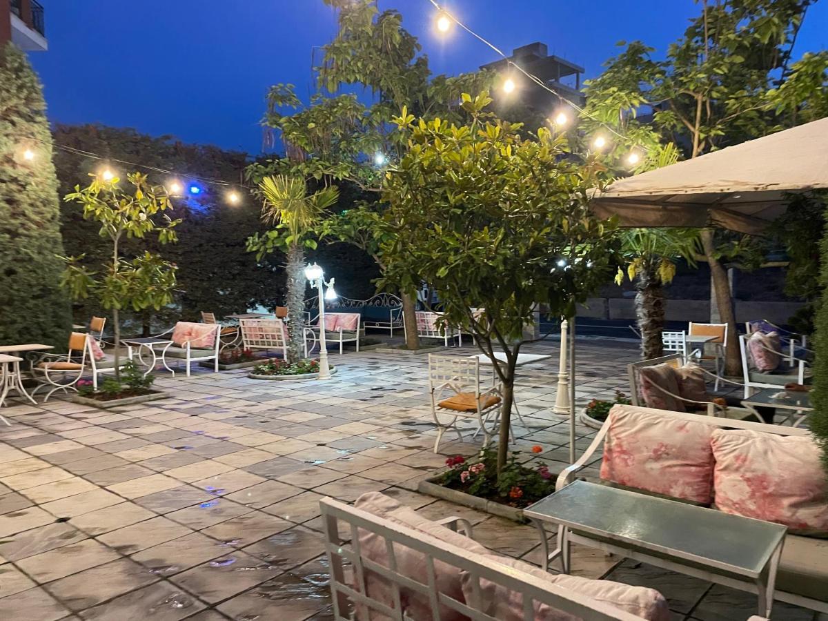 Sanremo Hotel Restorant Shkallnur Экстерьер фото