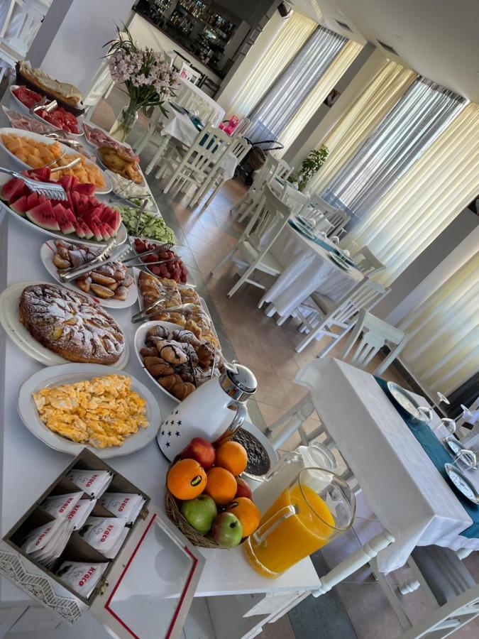 Sanremo Hotel Restorant Shkallnur Экстерьер фото
