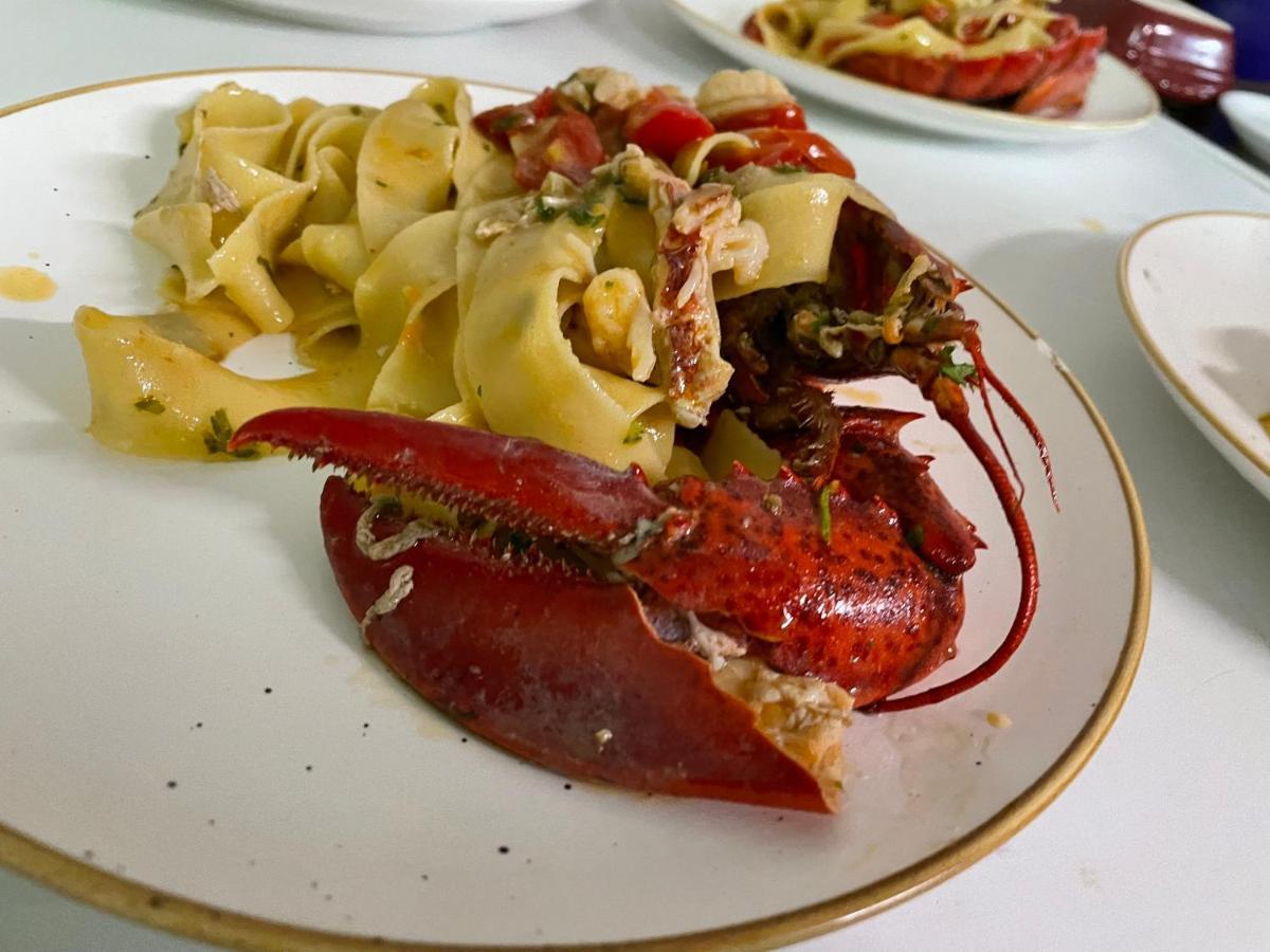 Sanremo Hotel Restorant Shkallnur Экстерьер фото