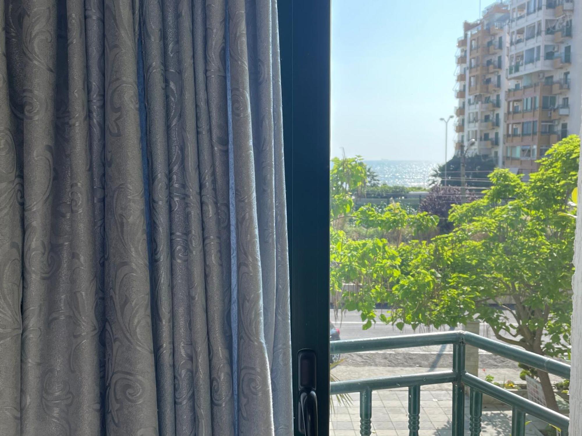 Sanremo Hotel Restorant Shkallnur Экстерьер фото