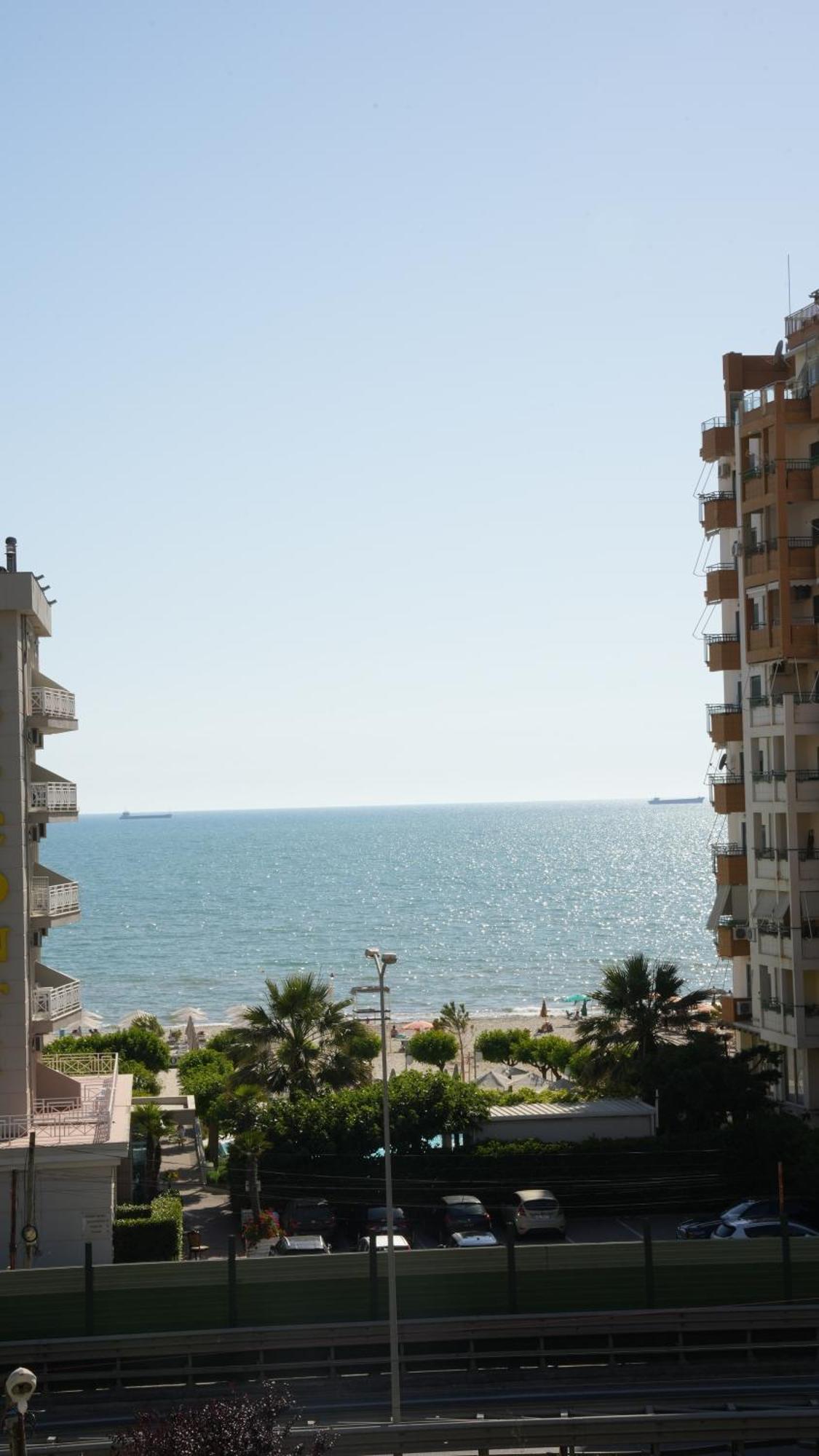 Sanremo Hotel Restorant Shkallnur Экстерьер фото